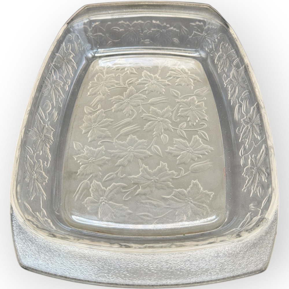 Princess House Fantasia Glass Baking Dish Poinsettia Holiday Casserole Christmas